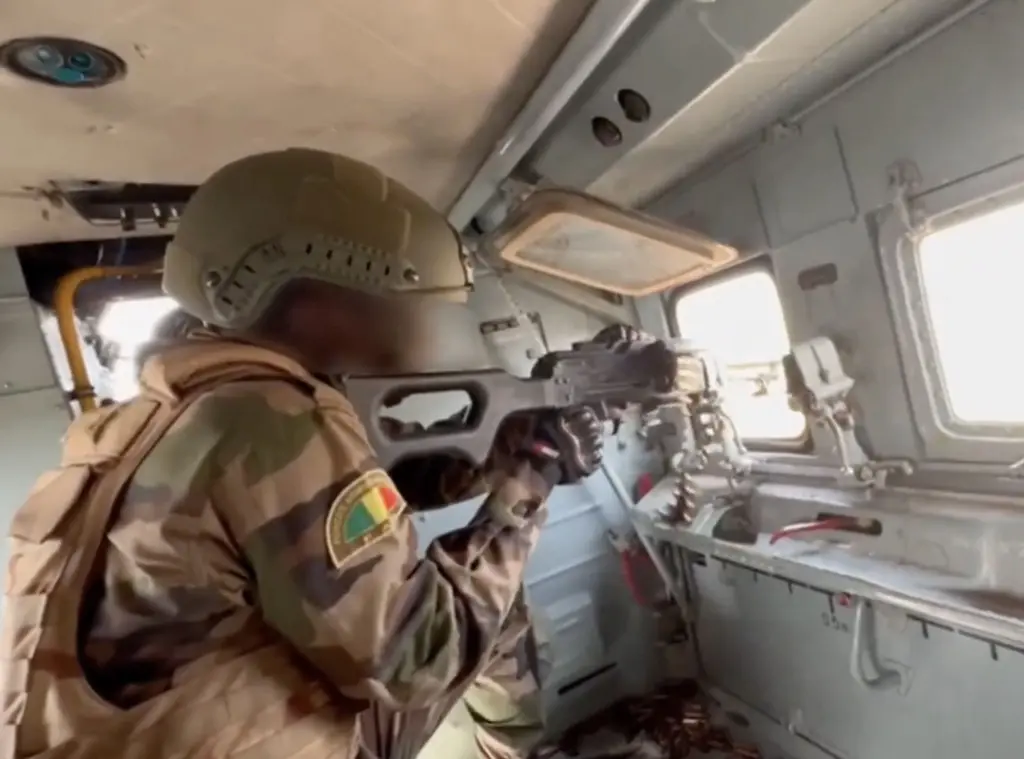 Mali : l’armée annonce avoir neutralisé plusieurs combattants ennemis dont des chefs dans des frappes dans la région de Kidal