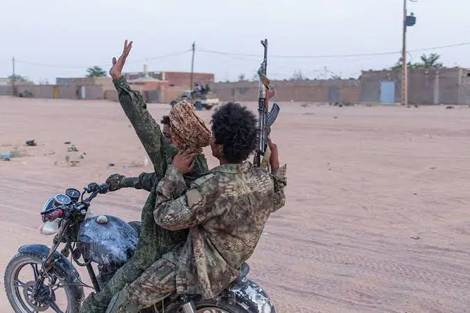 Le JIM affirme occuper une base de l’armée malienne dans la région de Mopti