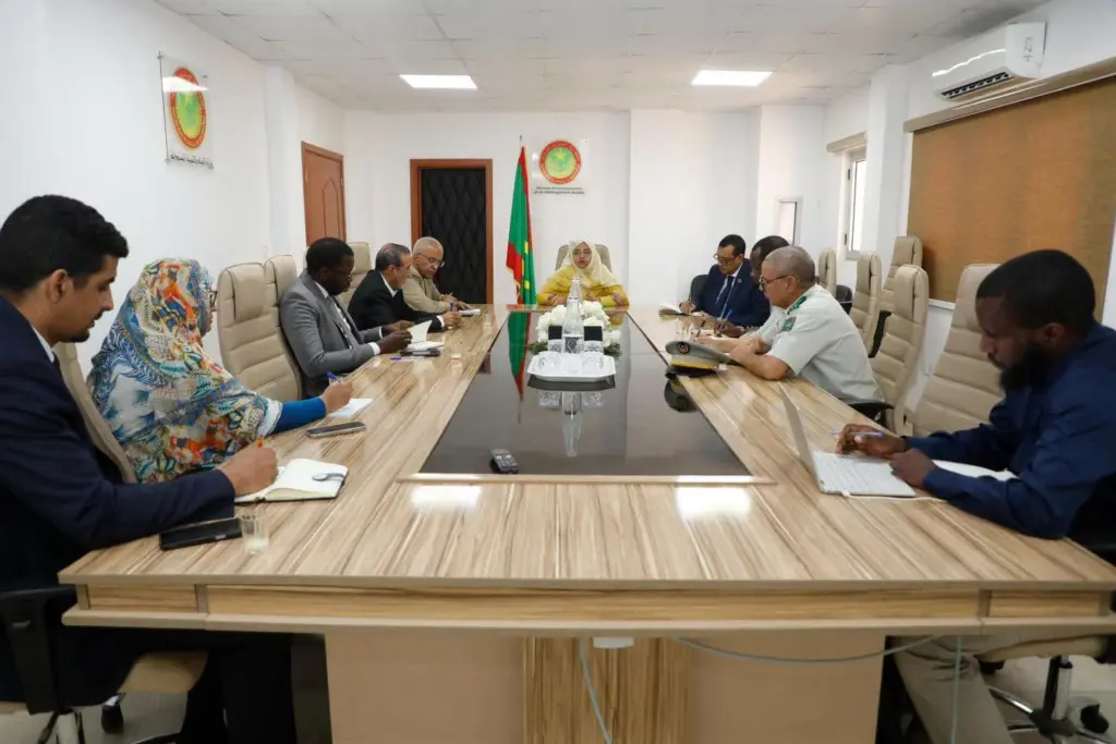 Réunion de coordination pour examiner les préparatifs du nettoyage de la plage de Nouakchott